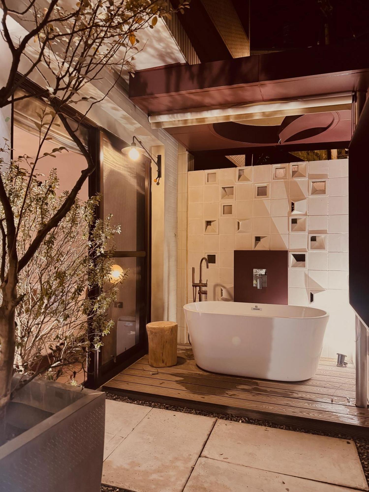 雲在山房 Apartment Джиуфен Екстериор снимка